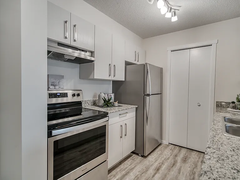 73 Skyview Point Cres NE — Photo 30