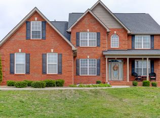8400 Shoregate Ln, Knoxville, TN 37938