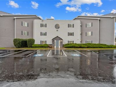 1419 Landrush Way, Baldwinsville, NY, 13027