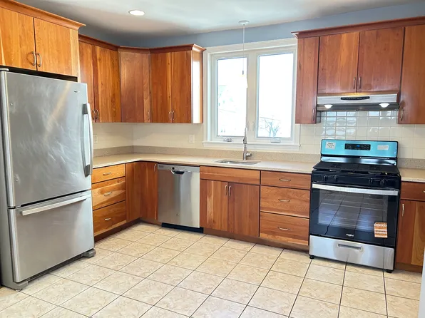 111 Walnut St #1, Malden, MA 02148