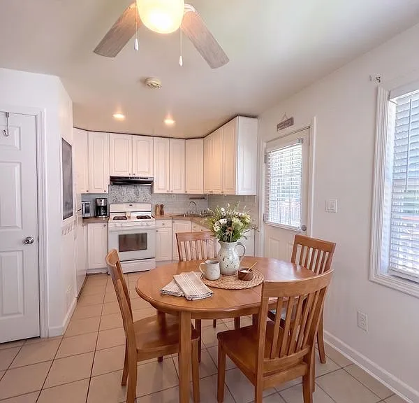154 Oldfield Ave #B — Photo 1