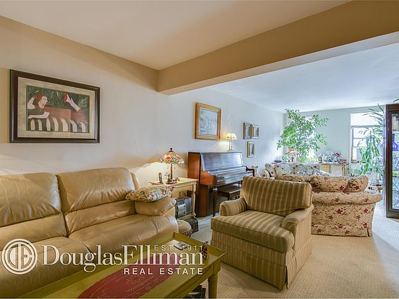 4th image of 8311 139th St APT 6E