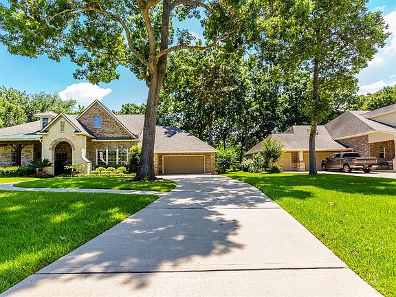 2nd image of 4726 Oxbow Cir E