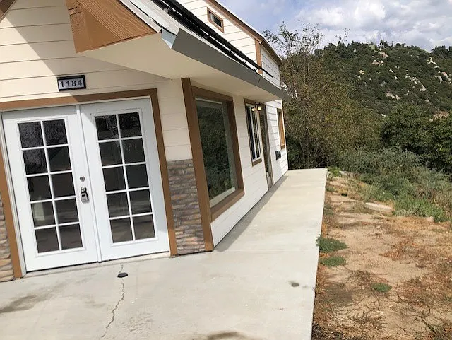1184 Saturn Way — Photo 10