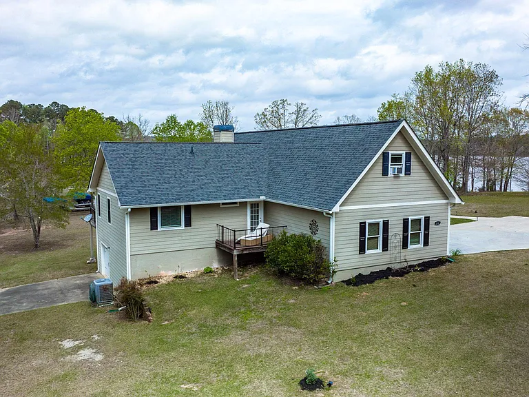 218 Long Island Dr — Photo 33