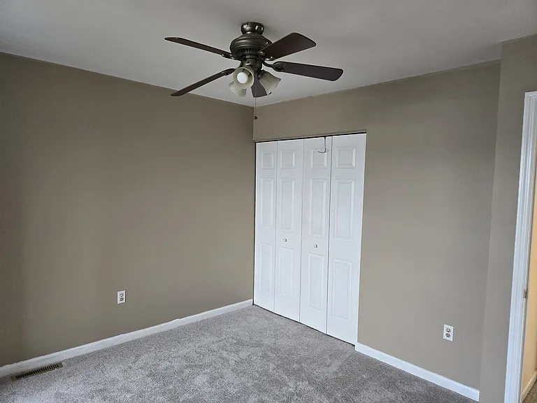 55 Stonecrop Ln — Photo 18