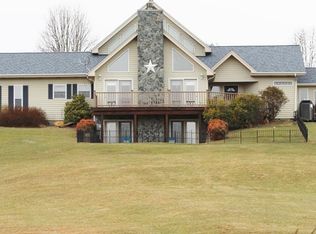 522 Whispering Rdg, Hillsville, VA 24343