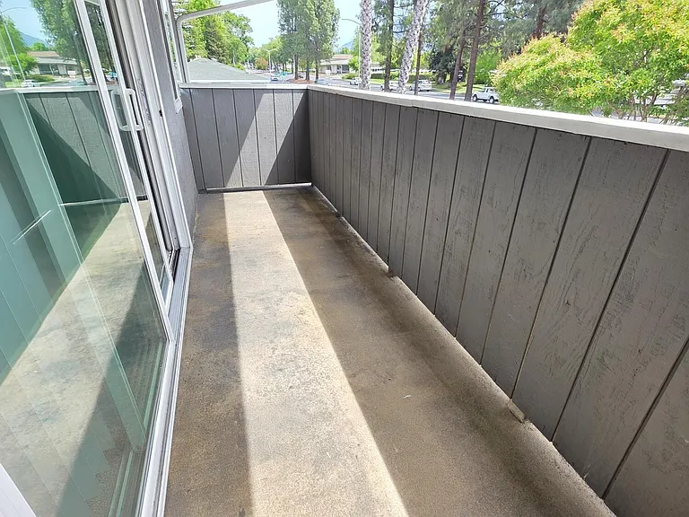 1501 Garcez Dr — Photo 10