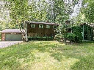 1880 Carlton Rd, Kent, OH 44240