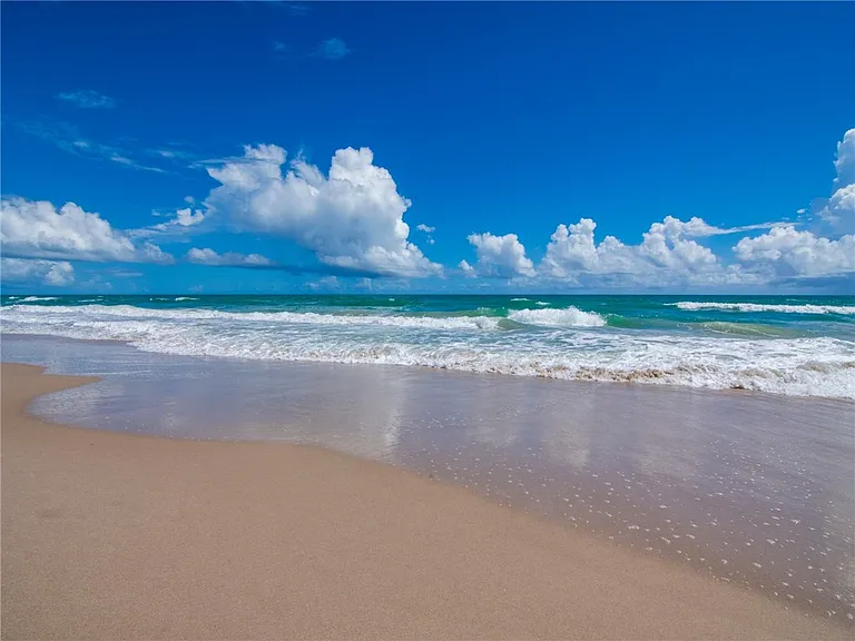 5400 Highway A1A #I24 — Photo 35