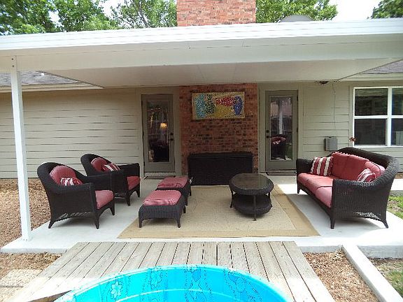 5th image of 1606 Eastwood Dr