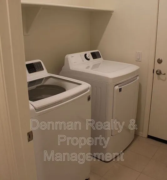 288 W Tropical Dr — Photo 10