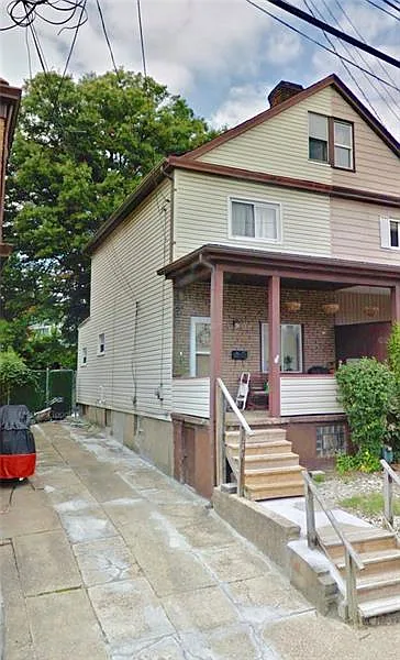 240 Republic St photo 1