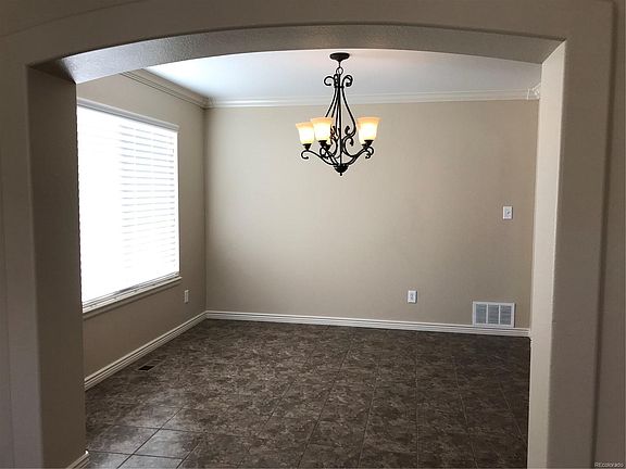 5th image of 15450 Curwood Dr