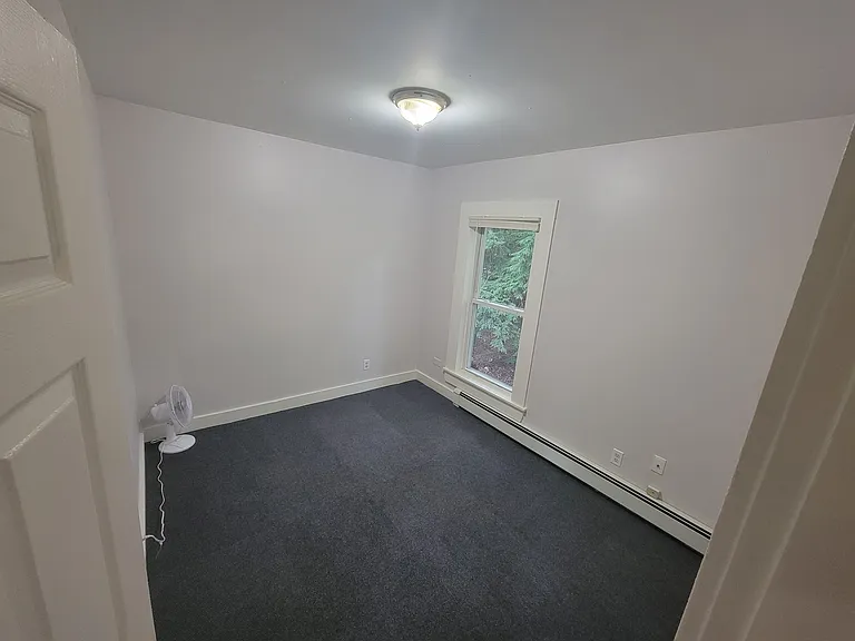 21 Grove St #A — Photo 7