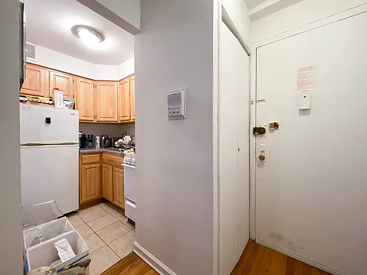 Rented by Compass | media 7