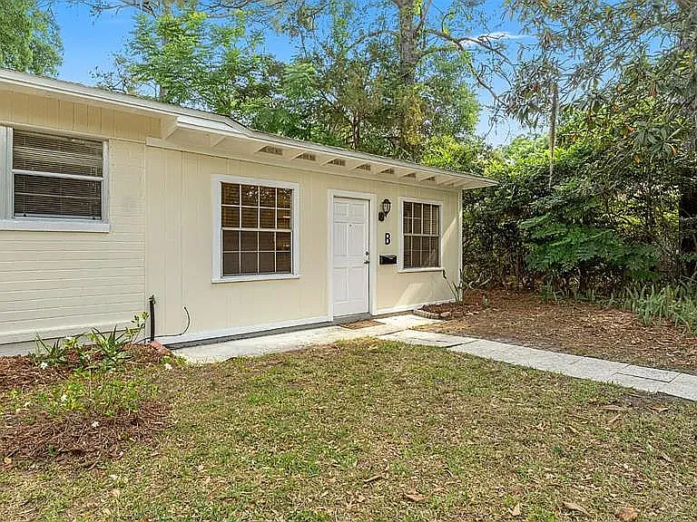 904 NW 14th Ave #B — Photo 2