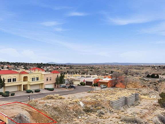 5th image of 435 Pinon Creek Rd SE