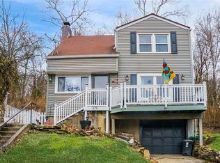 878 7th St, Beaver, PA 15009