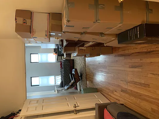 Rented by Flatiron Real Estate Advisors LLC | media 6