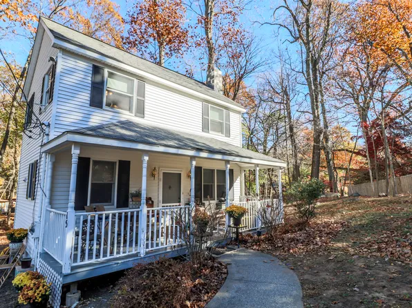 15 Newfane Road, New Fairfield, CT 06812