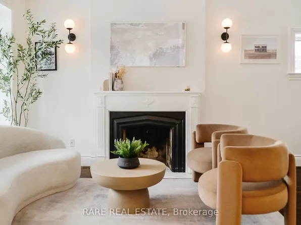 33 Red Deer Ave, Toronto, ON M1N 2Z1