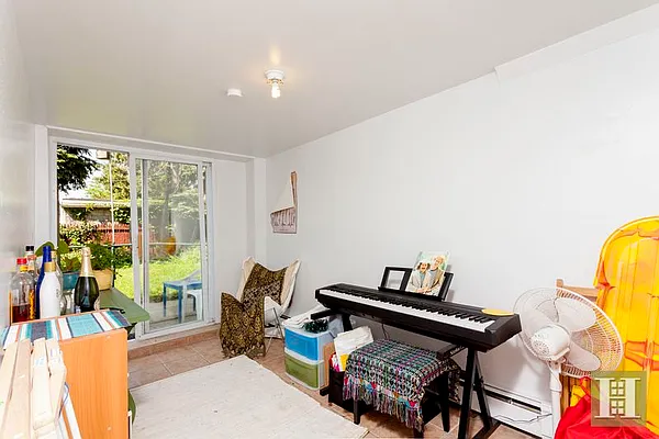 Rented by Halstead Real Estate | media 21