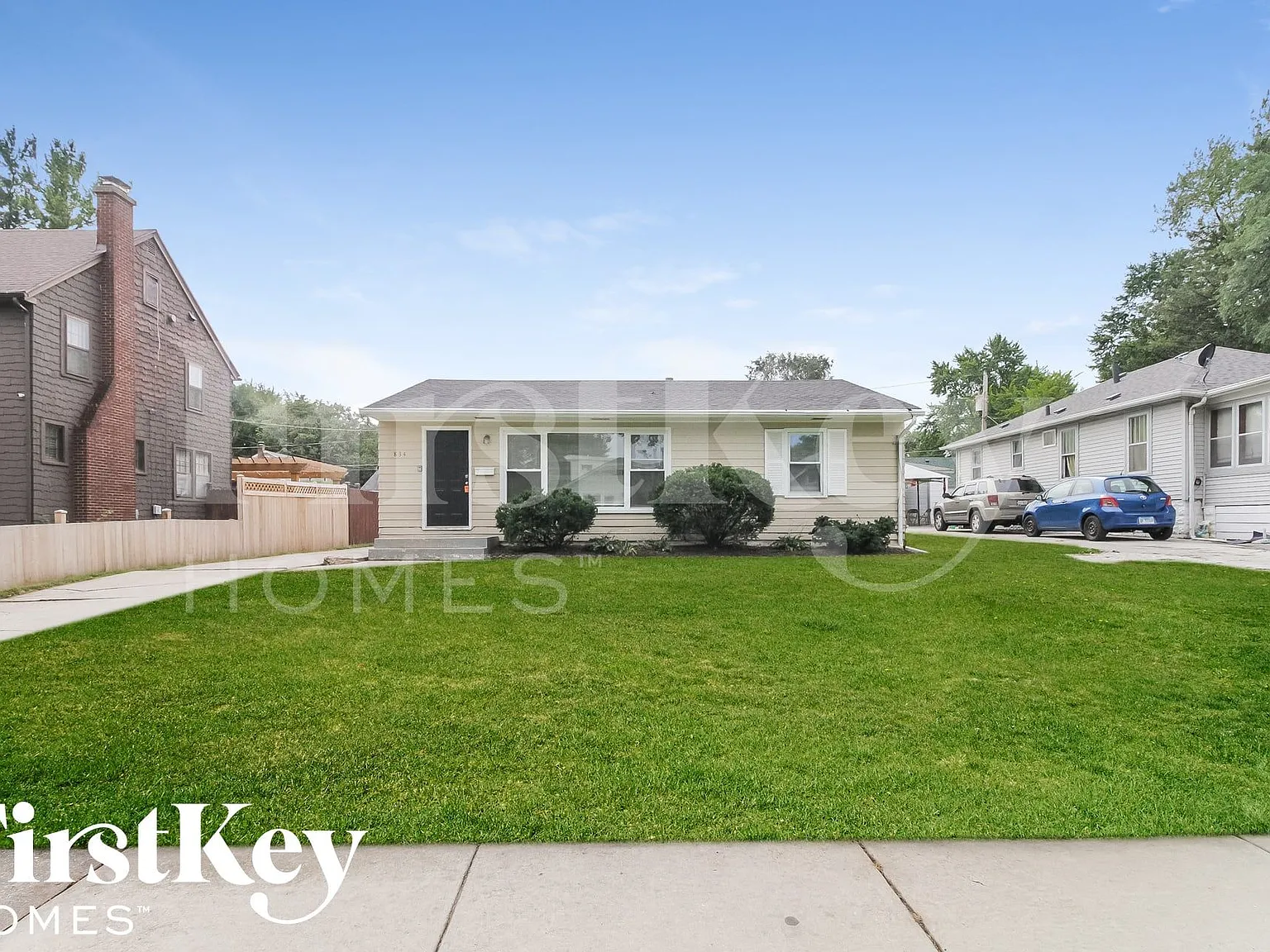 2 bed, 1.0 bath, 1008 sqft, $2,440 — Photo 1