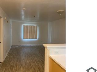 1011 W 91st St, Los Angeles, CA 90044