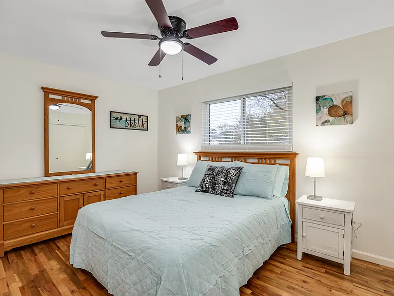 9215 Tavistock Dr — Photo 14