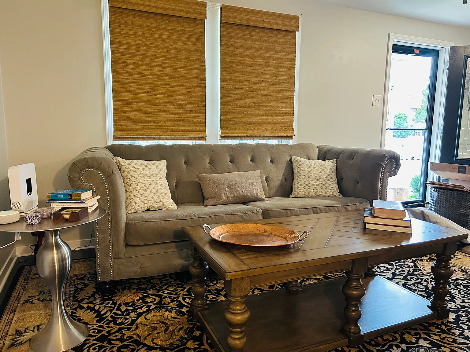 3 bed, 1.5 bath, 1220 sqft, $2,500 — Photo 4