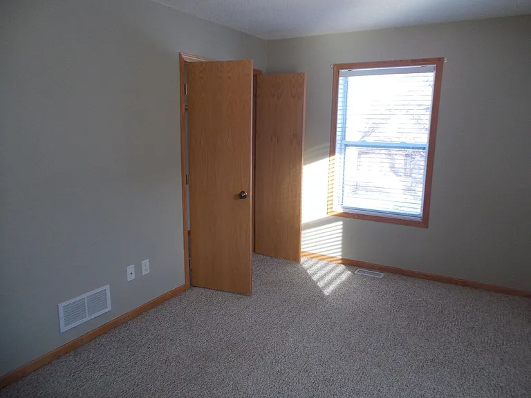 1022 Stinson St — Photo 7