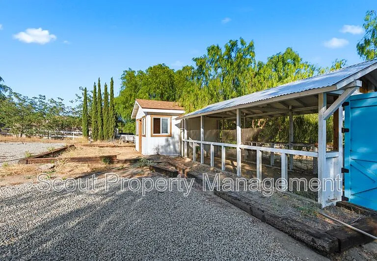 30605 De Portola Rd — Photo 42