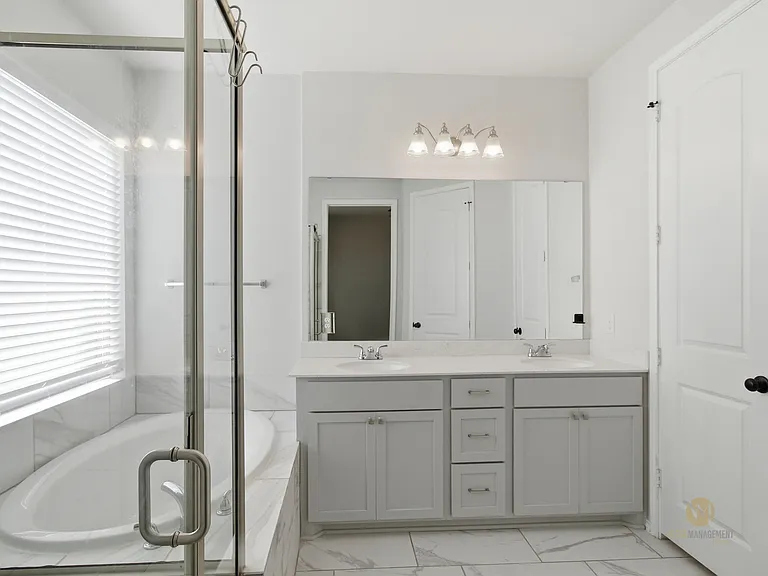 12613 Vittorio Gable — Photo 19