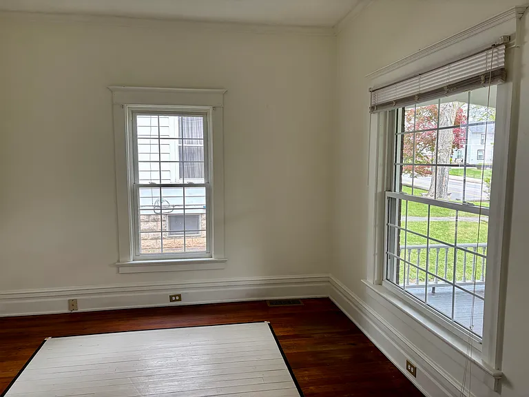 724 Beall Ave — Photo 5