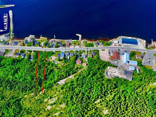 80 Main Street, Glovertown, NL A0G2L0