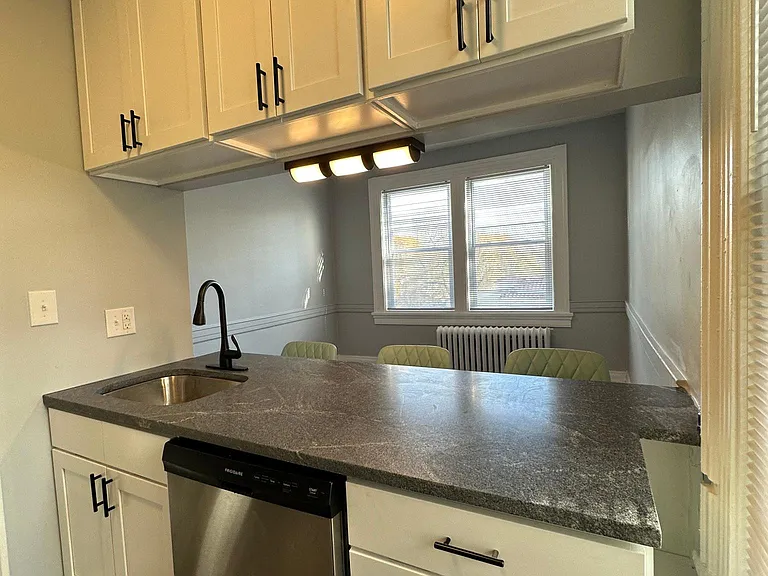 403 Oak St #3 — Photo 26