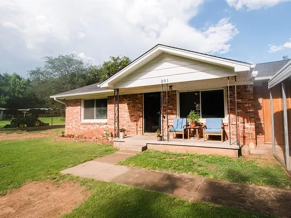 201 S Edith Ave, Pauls Valley, OK 73075