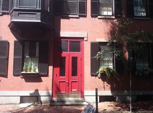 46 W Cedar St, Boston, MA 02114