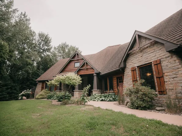 650 33rd St NW, Austin, MN 55912