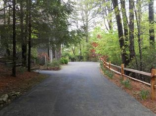 1204 Blue Ridge Dr, Sautee Nacoochee, GA 30571