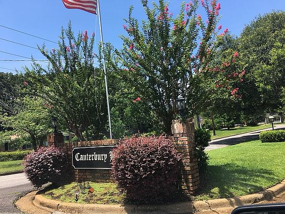 Neighborhood entrance