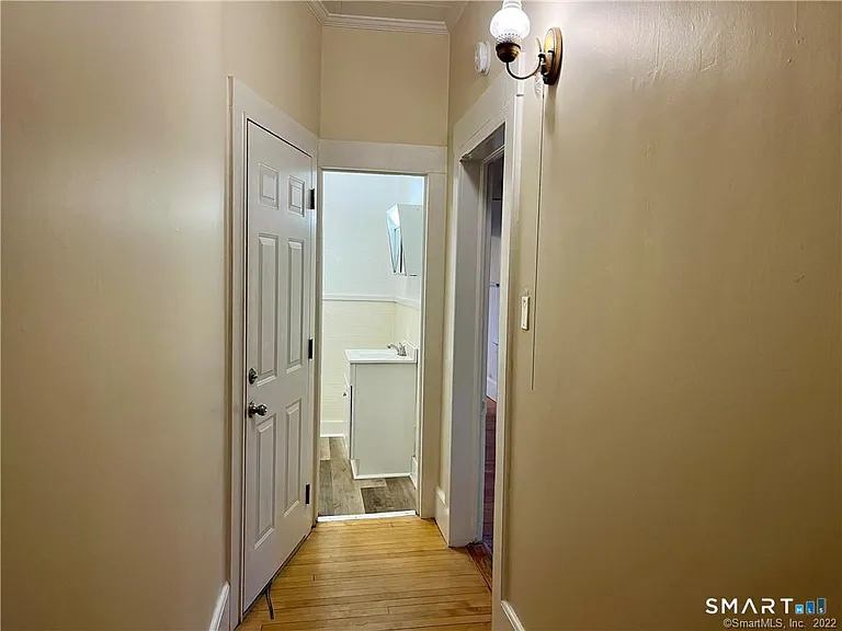 47 Windham Ave #4 — Photo 14