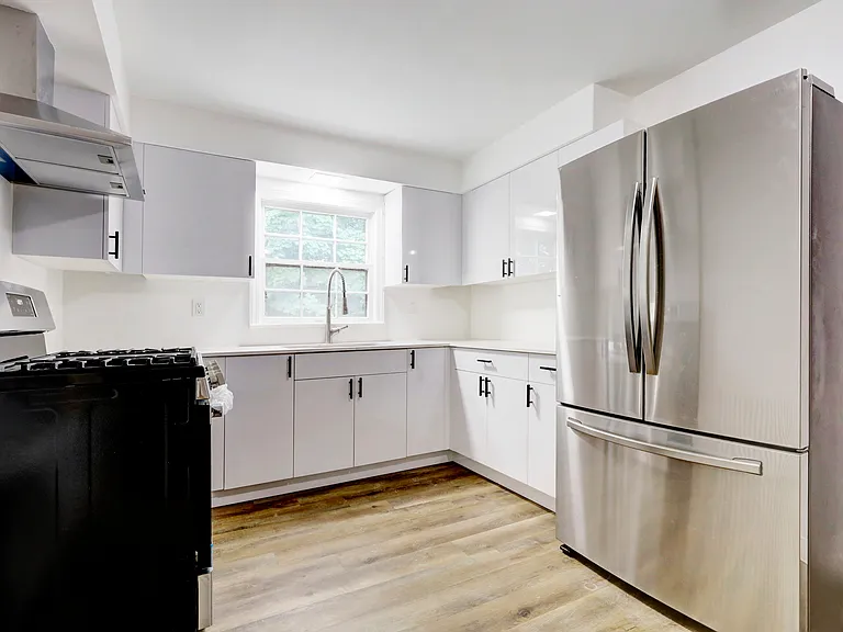 4-21 Saddle River Rd #2 — Photo 3