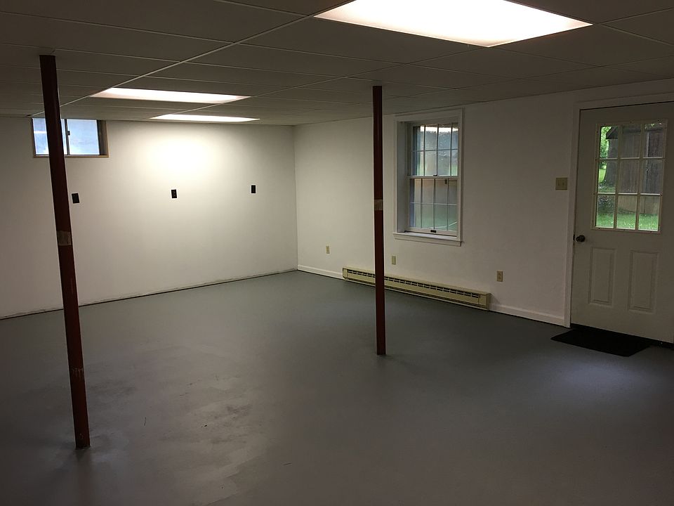 2nd image of 8593 Valley Dr