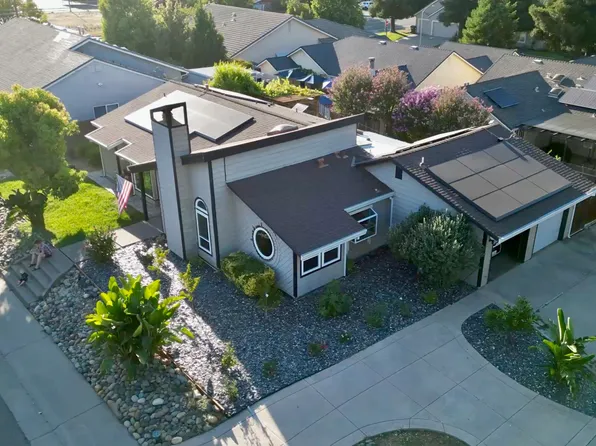 5107 Parque Vista Way, Carmichael, CA 95608