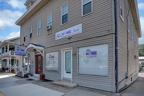 16 E Main St Photo 1