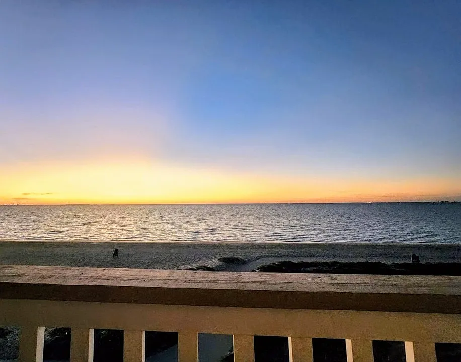 Surfside Blvd