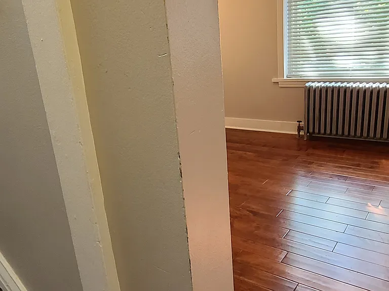 5827 Holden St #3 — Photo 15