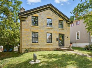 814 S Washington St, Lockport, IL 60441